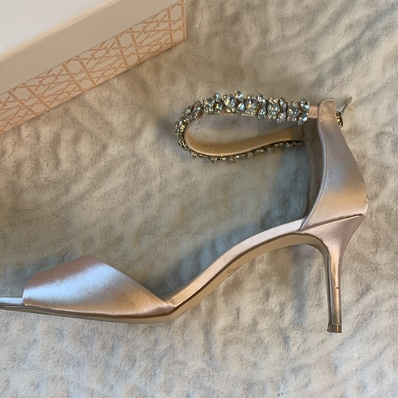 Badgley Mischka Jewel Rose Gold Genevieve Size 8.5 - Picture 6 of 12